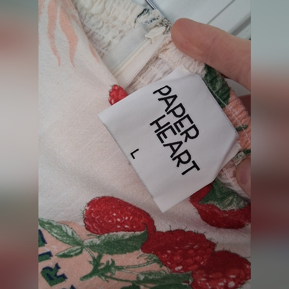 💥MOVING SALE MAKE OFFER Paper Heart Linen Blend Fresh Fruit Dress - Picture 8 of 8